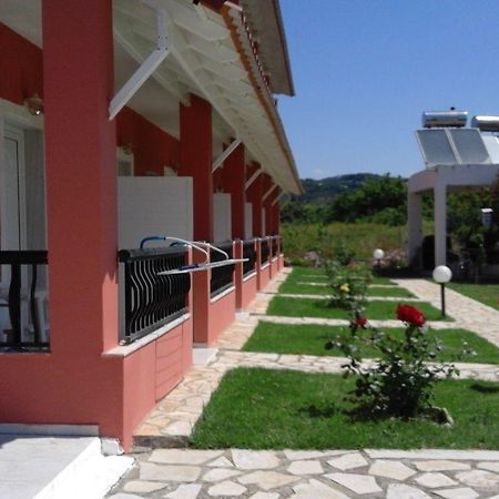 Ferienhaus Elena Agios Georgios  Buitenkant foto