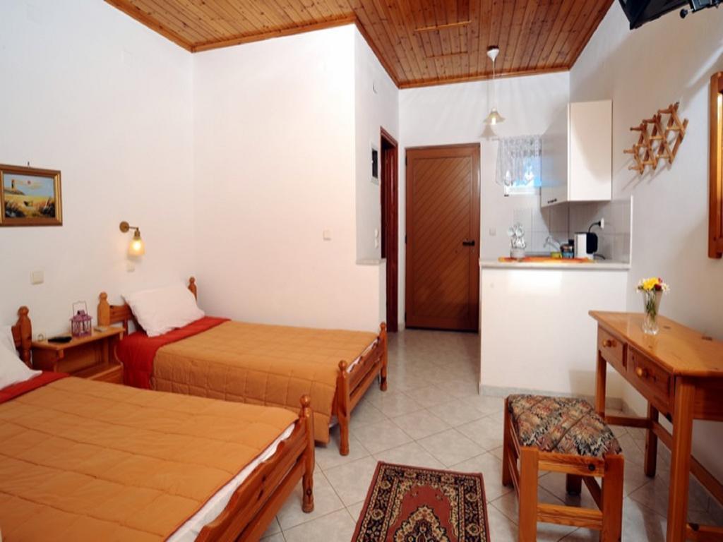 Ferienhaus Elena Agios Georgios  Kamer foto