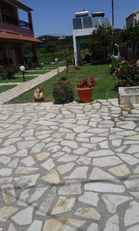 Ferienhaus Elena Agios Georgios  Buitenkant foto